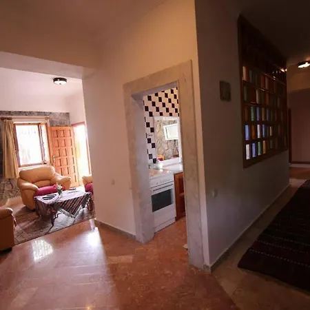Symbola Ξενοδοχείο 4*